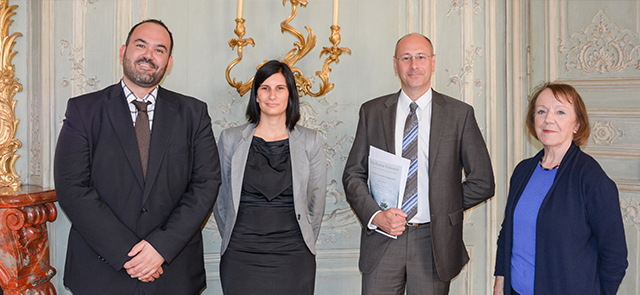 David Plouviez, Delphine Rauch, Thierry Allain et Raymonde Litalien lors de la remise des prix Etienne Taillemite 2015.